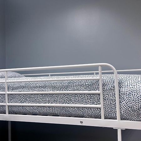 Hostel Acacias Madrid Eksteriør bilde