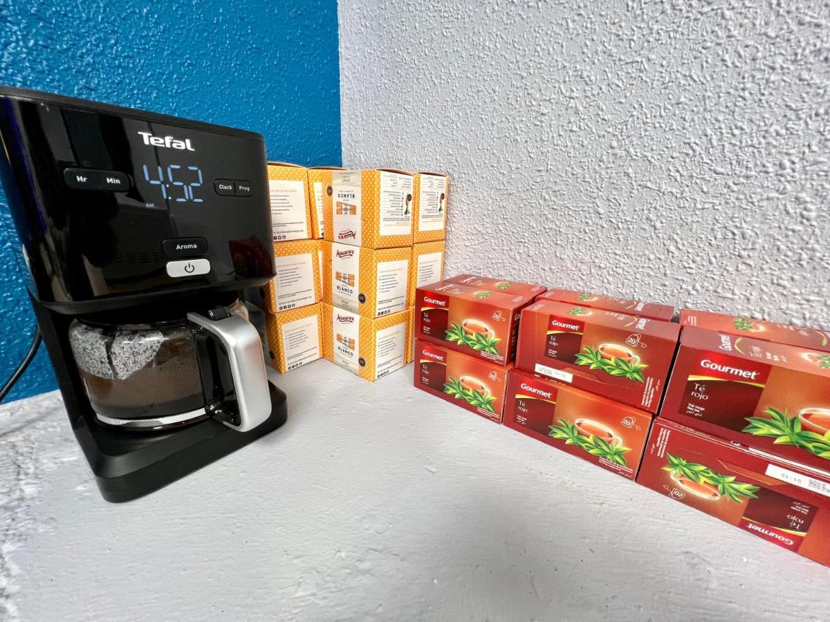 Hostel Acacias Madrid Eksteriør bilde