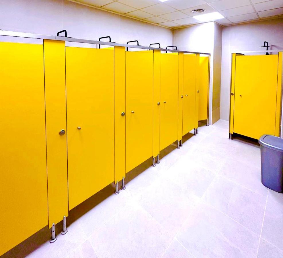 Hostel Acacias Madrid Eksteriør bilde