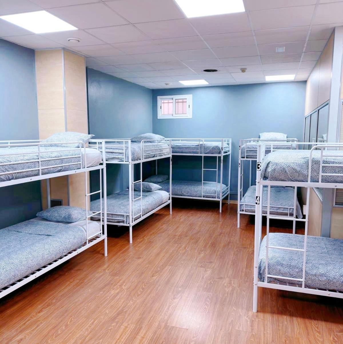 Hostel Acacias Madrid Eksteriør bilde